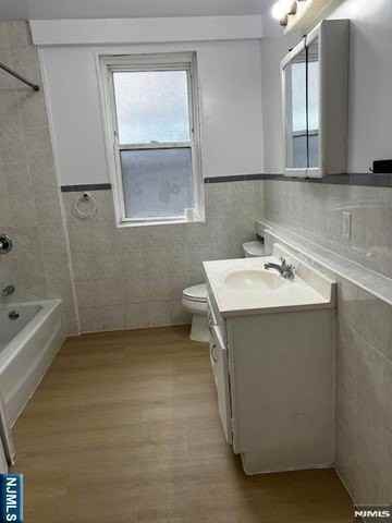 440 Highland Ave #440 - Photo 6 of 10