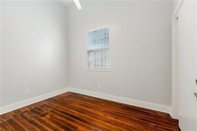 2211 Magnolia St - Photo 6 of 9