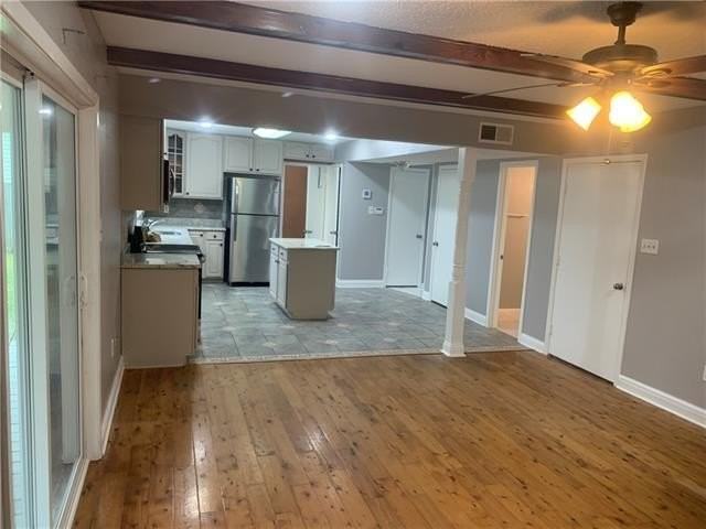 1508 Cricket Ct - Photo 4 of 22