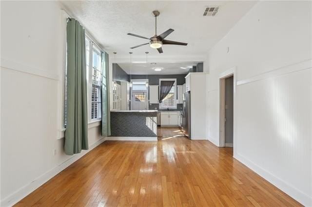 3804 Banks St - Photo 6 of 18