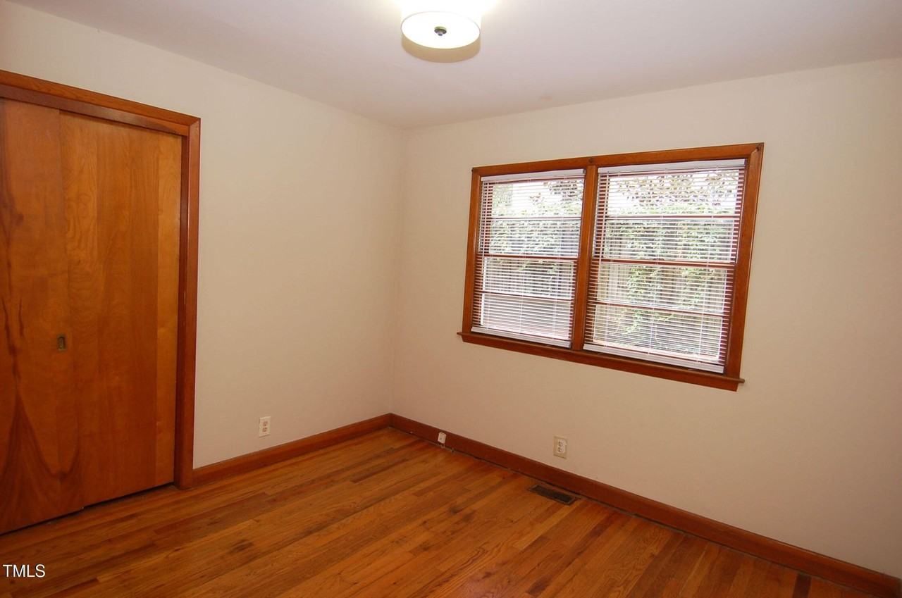 3206-3210 - Photo 4 of 24