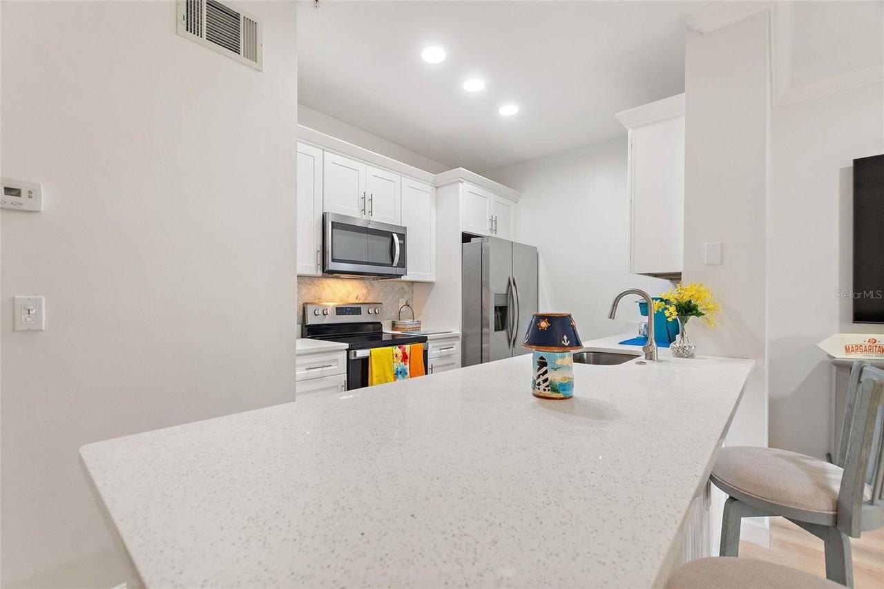 516 Water St #1 - Photo 5 of 28
