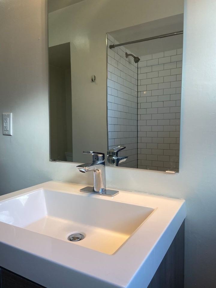 The Ivy Luxury Apartments - Photo 7 of 35