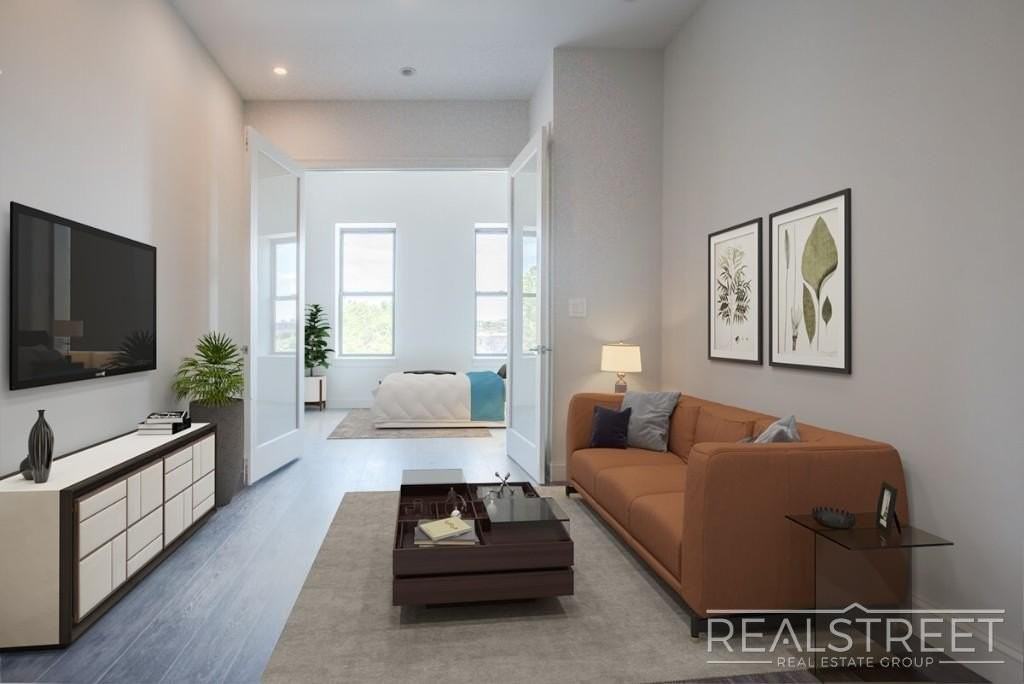 181 Chauncey St #4R - Photo 2 of 6