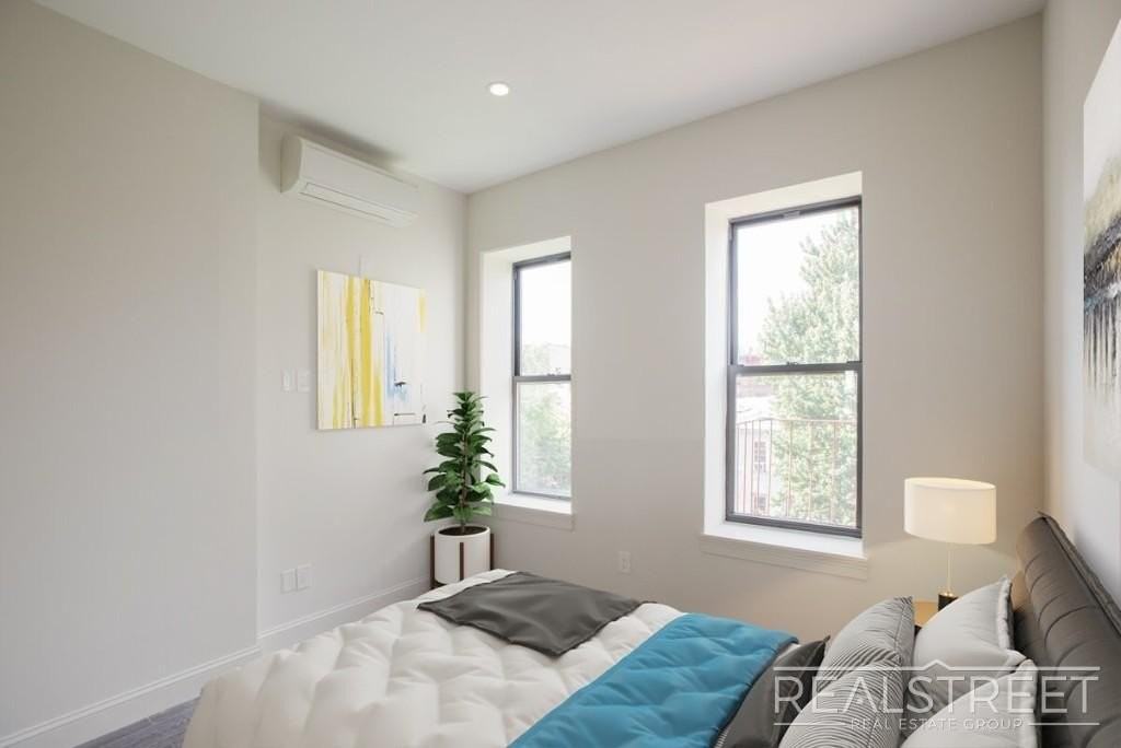 181 Chauncey St #4R - Photo 4 of 6