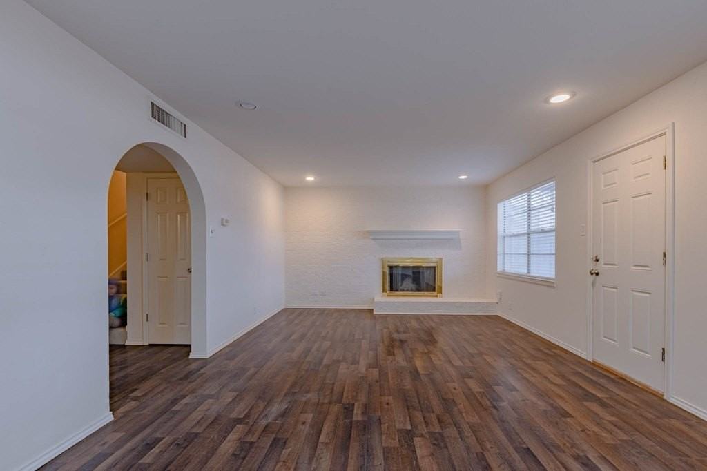 3310 Tanglewood Ln #1 - Photo 7 of 22