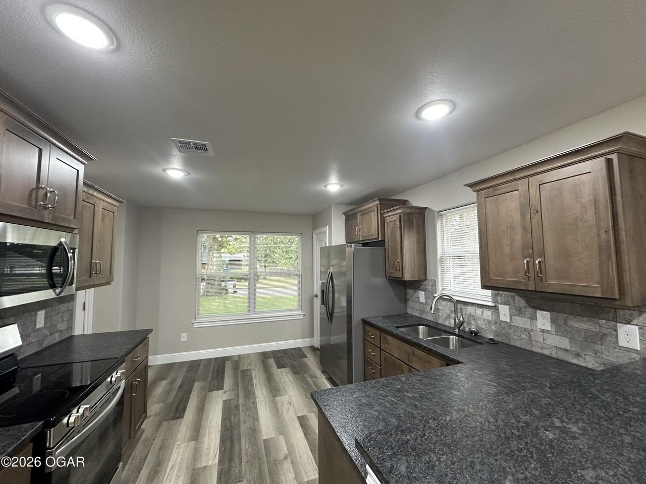 2012 S Connor Ave - Photo 4 of 12