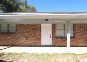 featured image of 6620 Applegate St