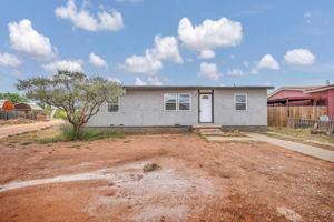 featured image of 3712 Amelia Dr