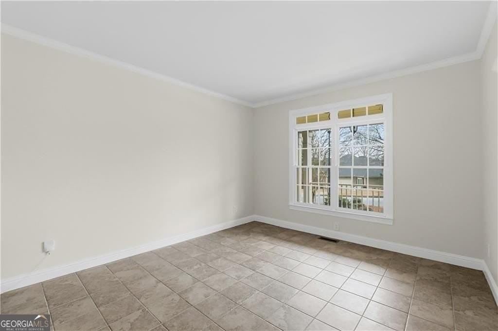 5574 Bent Grass Way - Photo 5 of 25