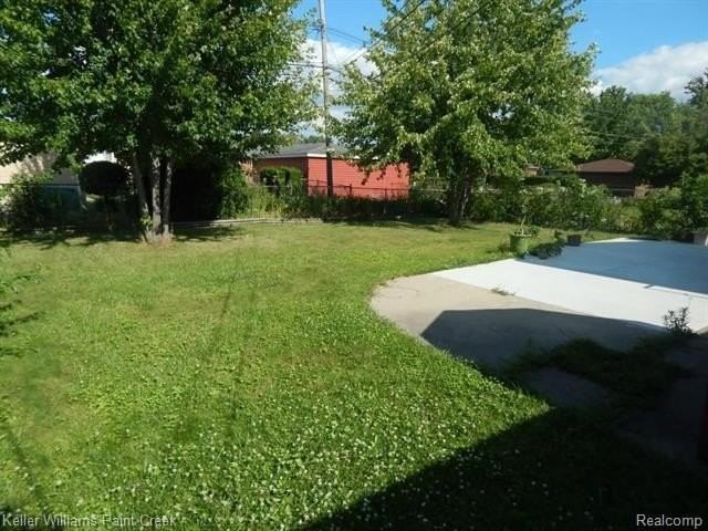 28926 James Dr - Photo 6 of 30