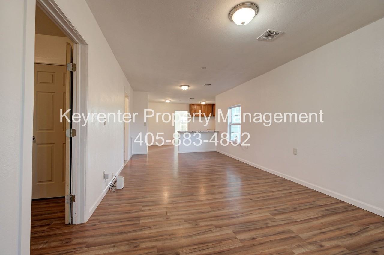 2709 N Fonshill Ave - Photo 6 of 27