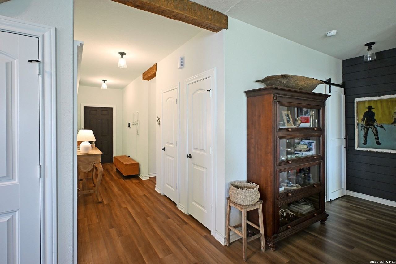 2842 Ridge Berry Rd - Photo 7 of 31