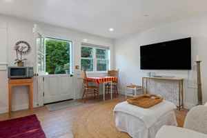featured image of 1703 Chapala St #B