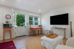 1703 Chapala St #B - Photo 1 of 1