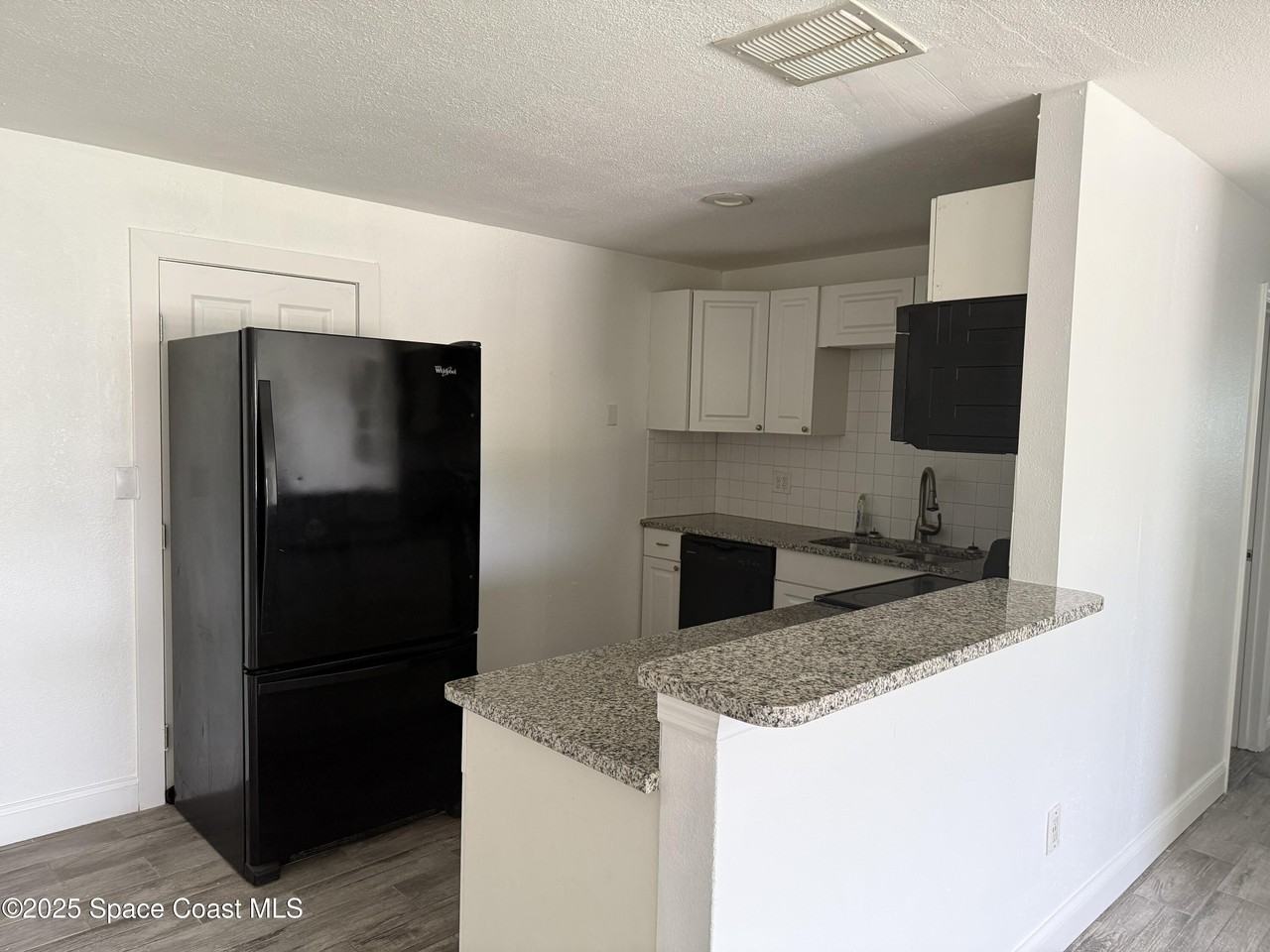 2806 Tropic Rd #1 - Photo 2 of 7