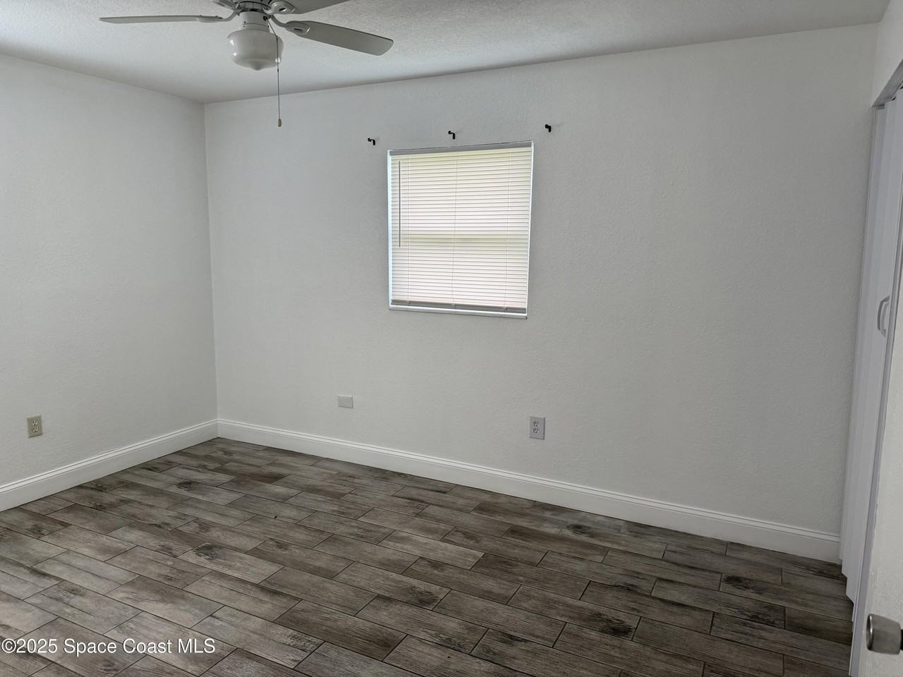 2806 Tropic Rd #1 - Photo 3 of 7