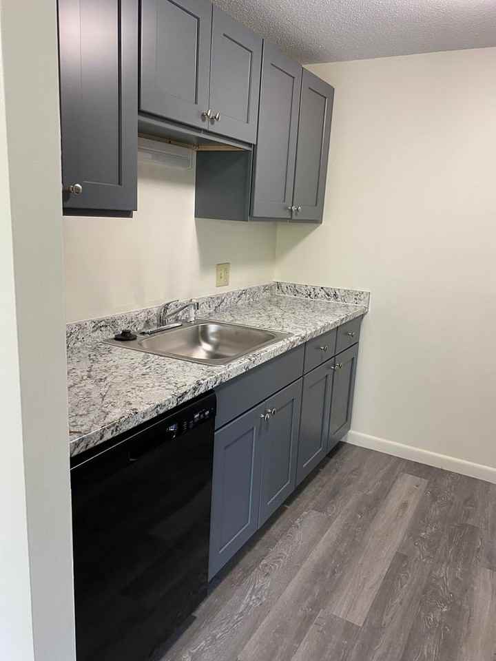 Residences at Riverside - Photo 3 of 14