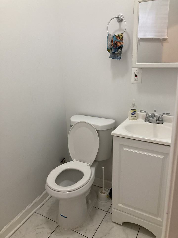 5617 Lansdowne Ave #1 - Photo 5 of 39