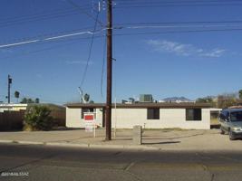 featured image of 5547 E 29th St #1