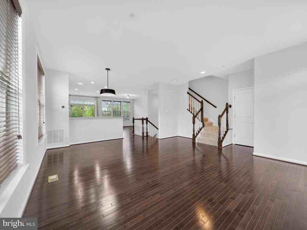 1169 Carinoso Cir - Photo 7 of 50