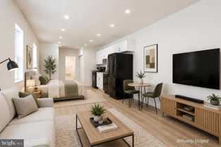 714 S Broadway - Photo 1 of 1