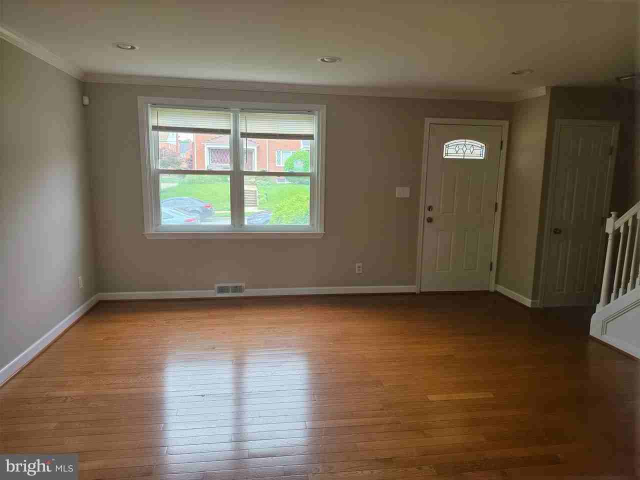 2028 Hillenwood Rd - Photo 2 of 18
