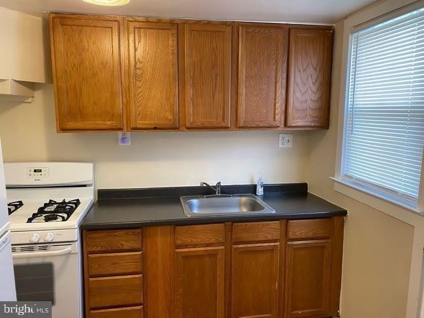 3827 28th Ave #23 - Photo 2 of 21