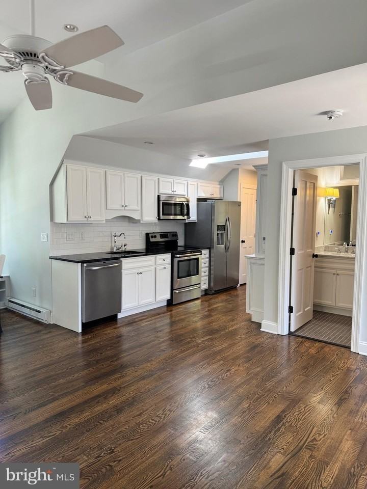 132APARTME Greenwood Creek Rd