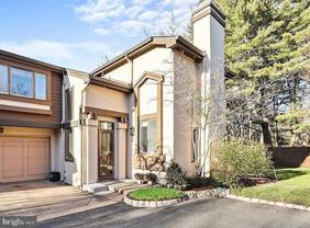 540 Sayre Dr - Photo 1 of 1