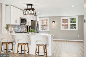 featured image of 925 Maple Ave