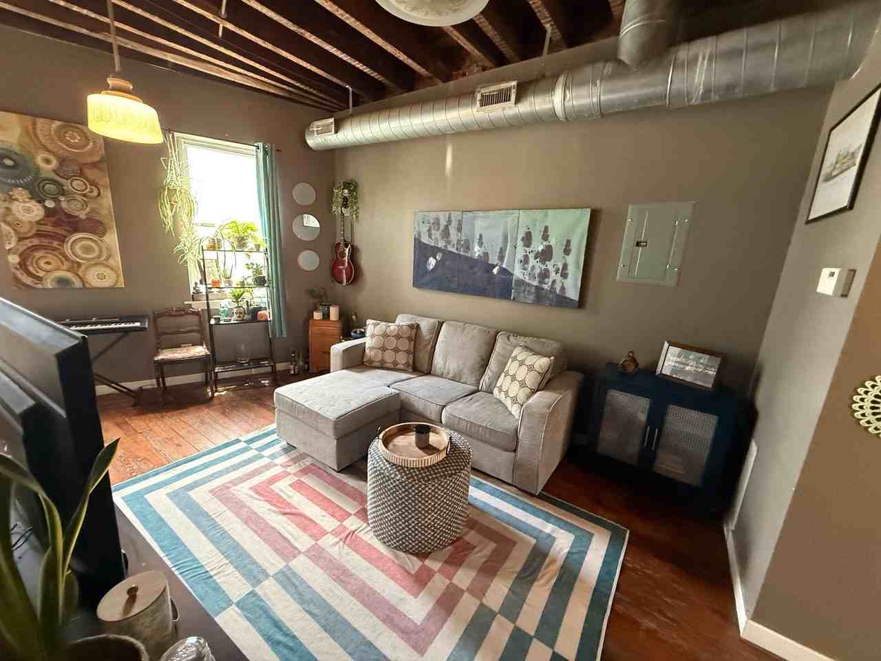 209 W Girard Ave - Photo 2 of 12