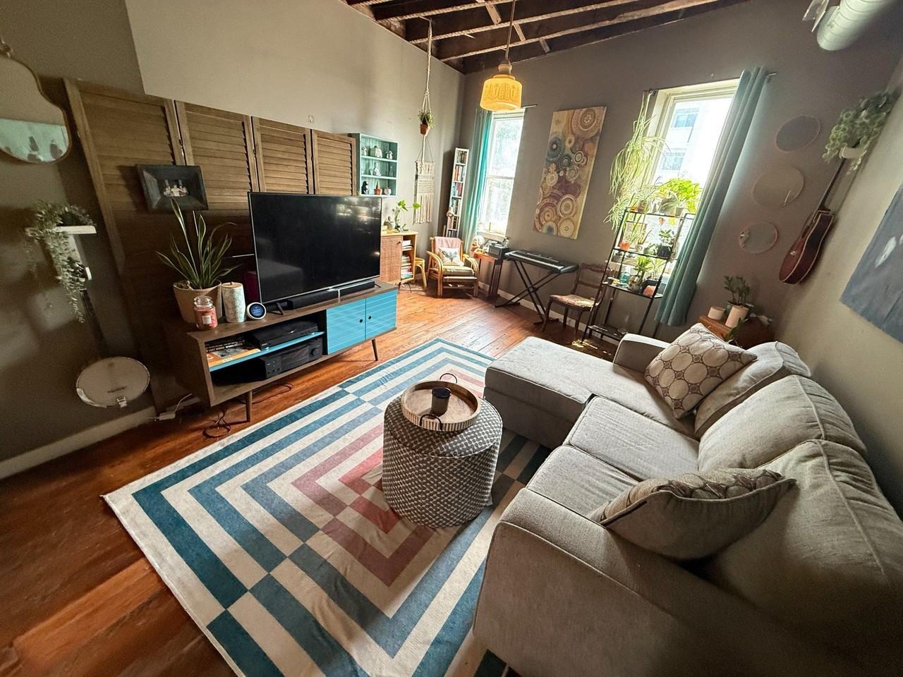209 W Girard Ave - Photo 3 of 12