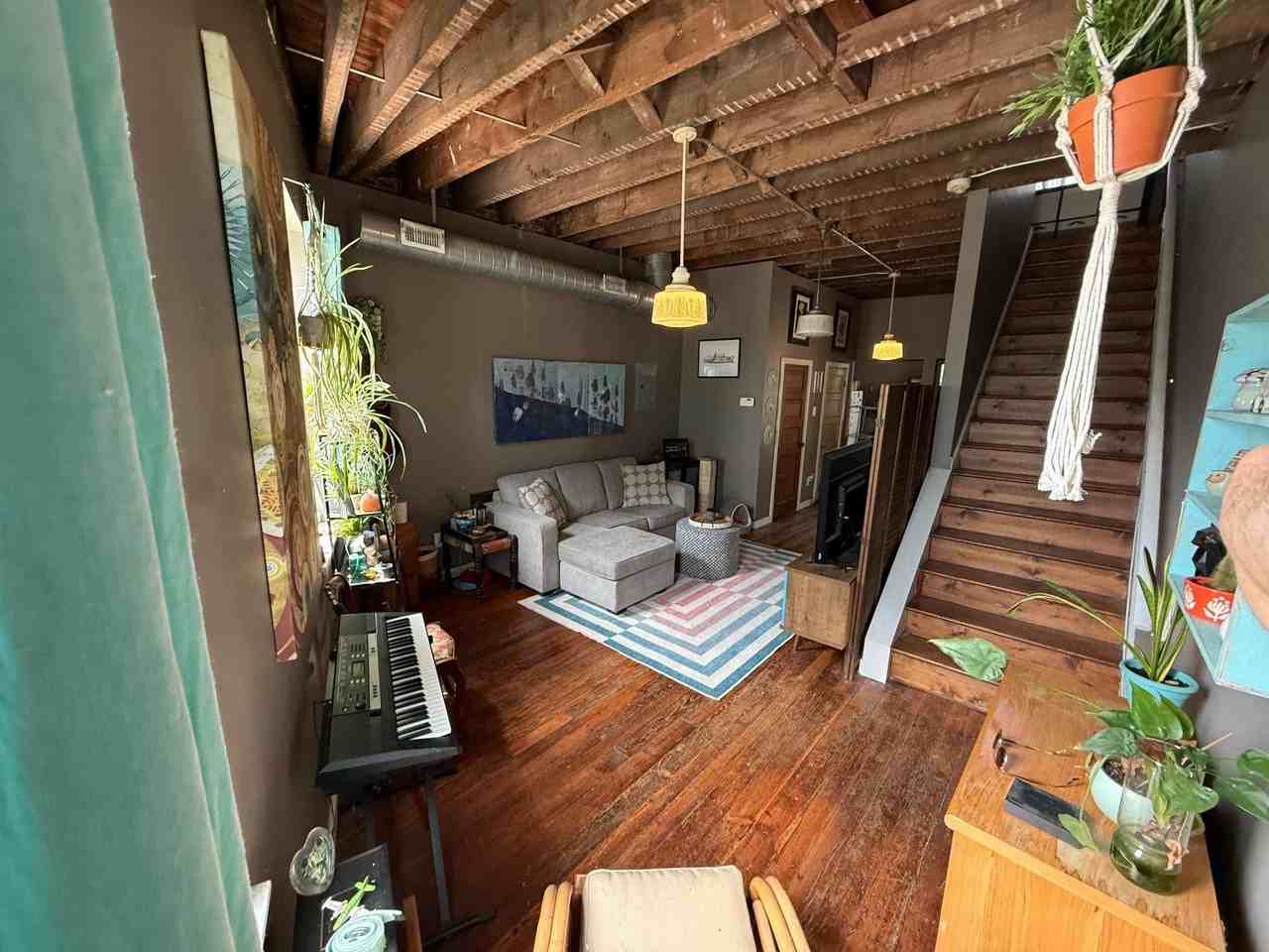 209 W Girard Ave - Photo 4 of 12
