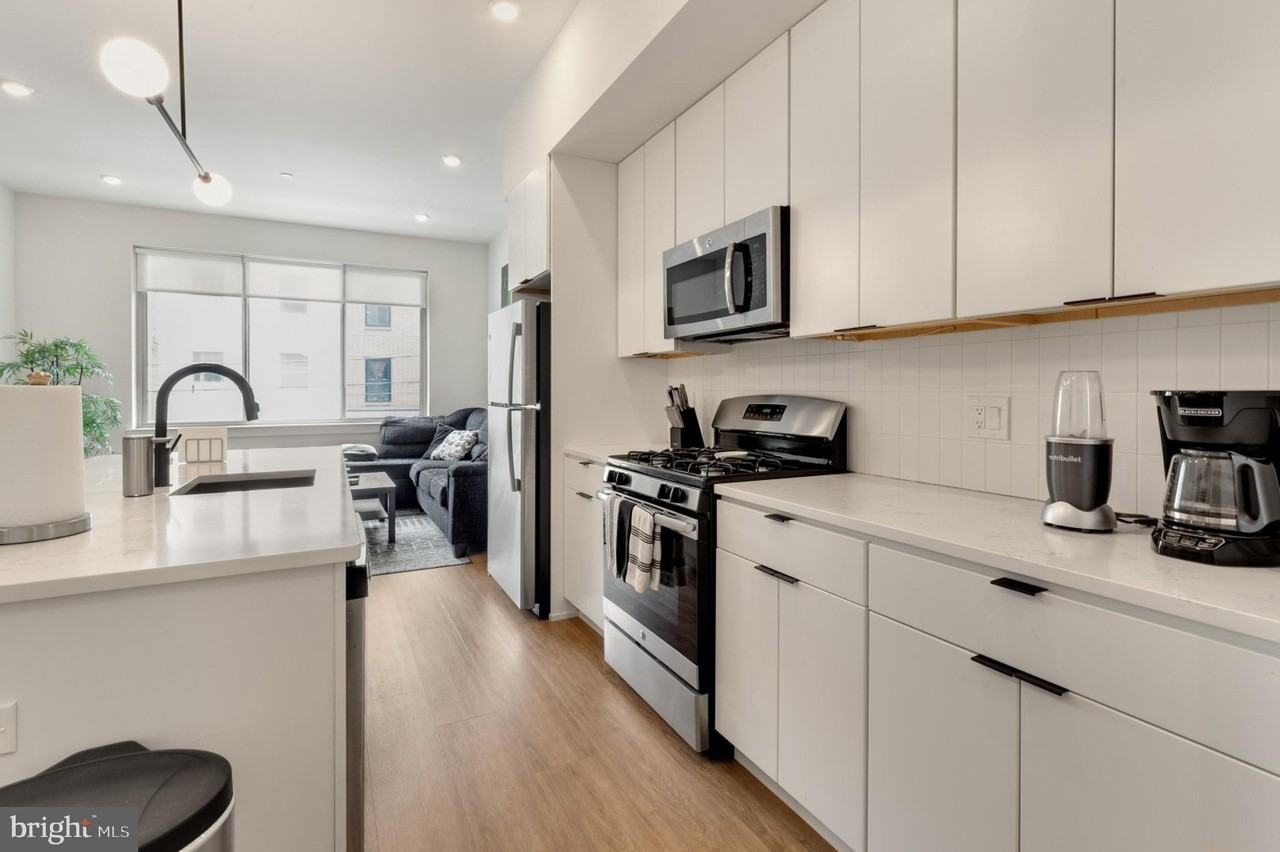 630 Federal St #201 - Photo 4 of 22