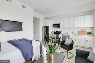 2201 Washington Ave #301 - Photo 1 of 1