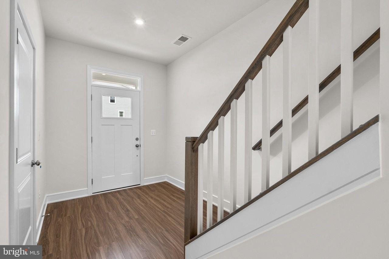 103 Checkerspot Way - Photo 2 of 26