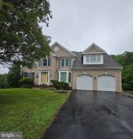 featured image of 17090 Anns Brook Ct