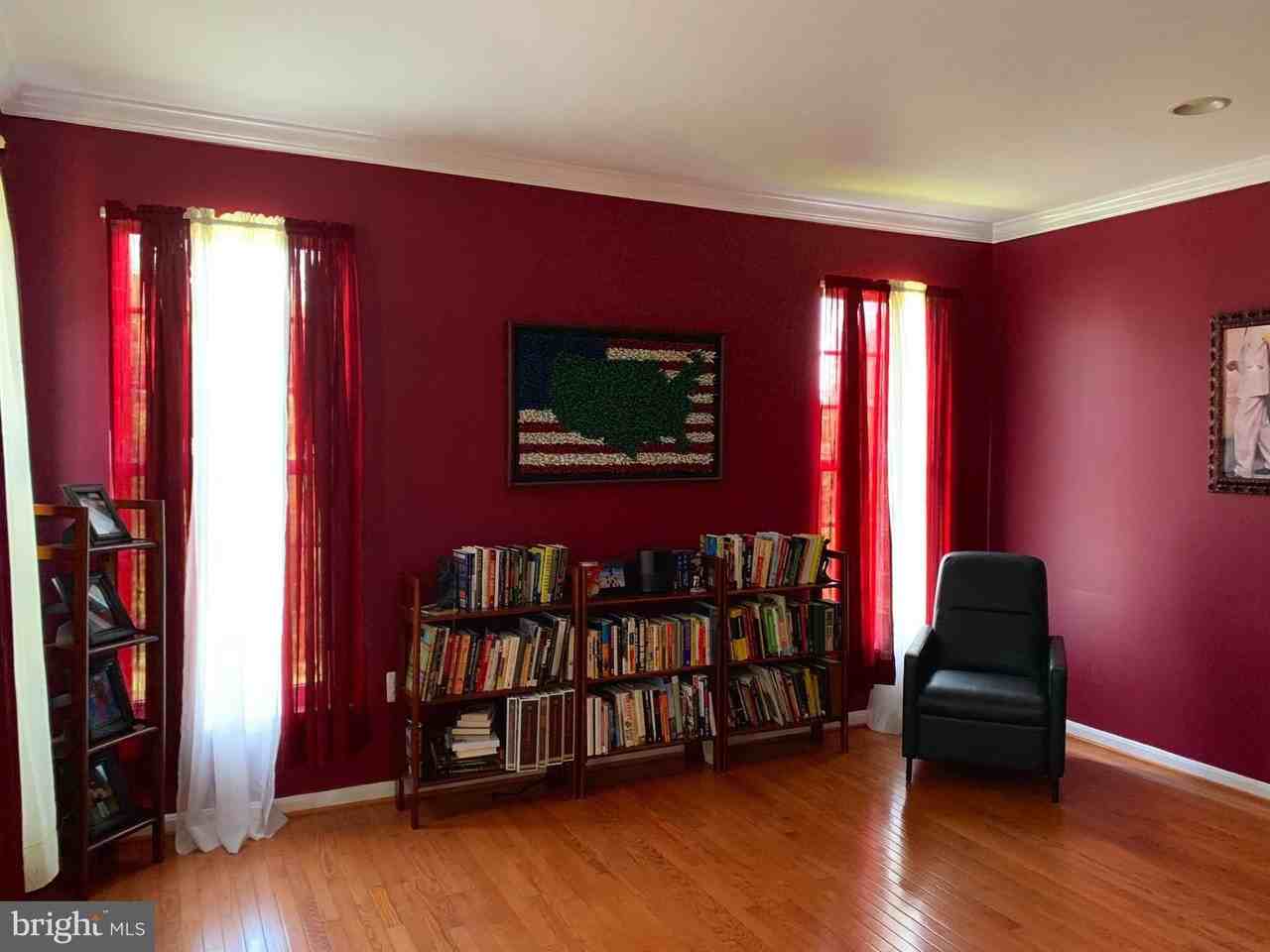 17090 Anns Brook Ct - Photo 7 of 21