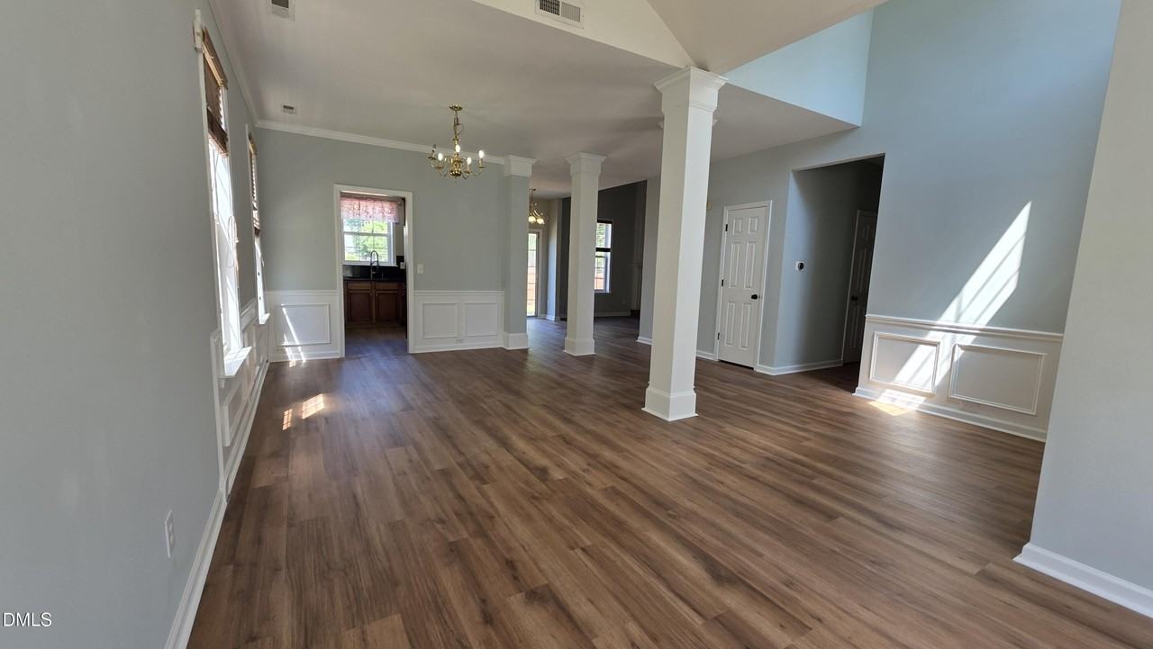 5417 Keowee Way - Photo 4 of 19