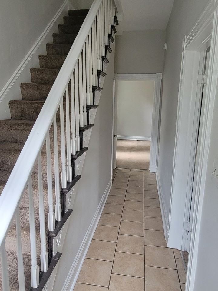 509 Mt Vernon Ave - Photo 4 of 18