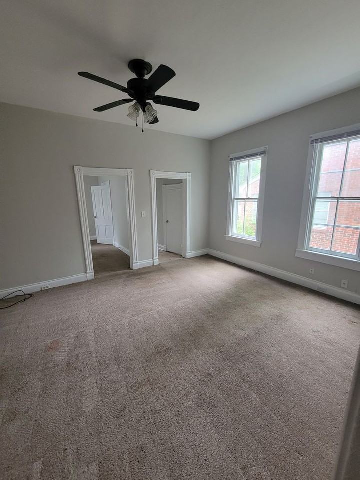 509 Mt Vernon Ave - Photo 5 of 18