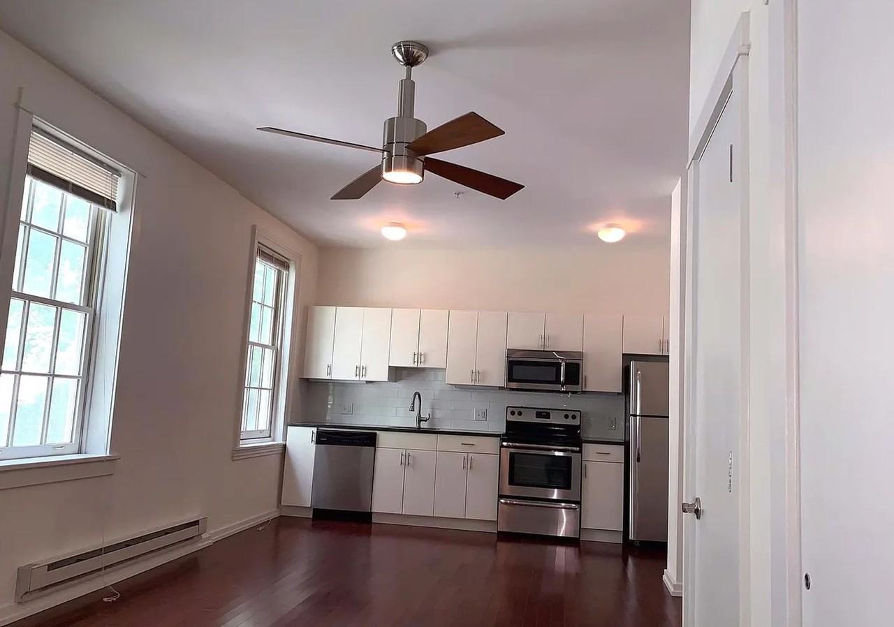 1300 Spruce St - Photo 2 of 5