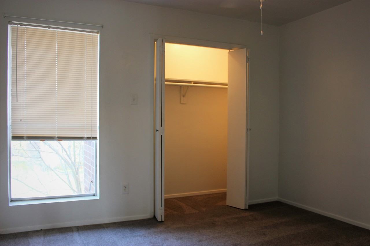 2608B Pecan Knoll St - Photo 7 of 12