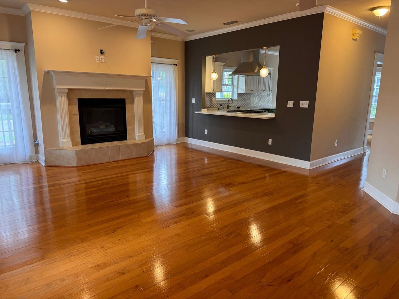 5020 Nw 10th Pl - Photo 2 of 15