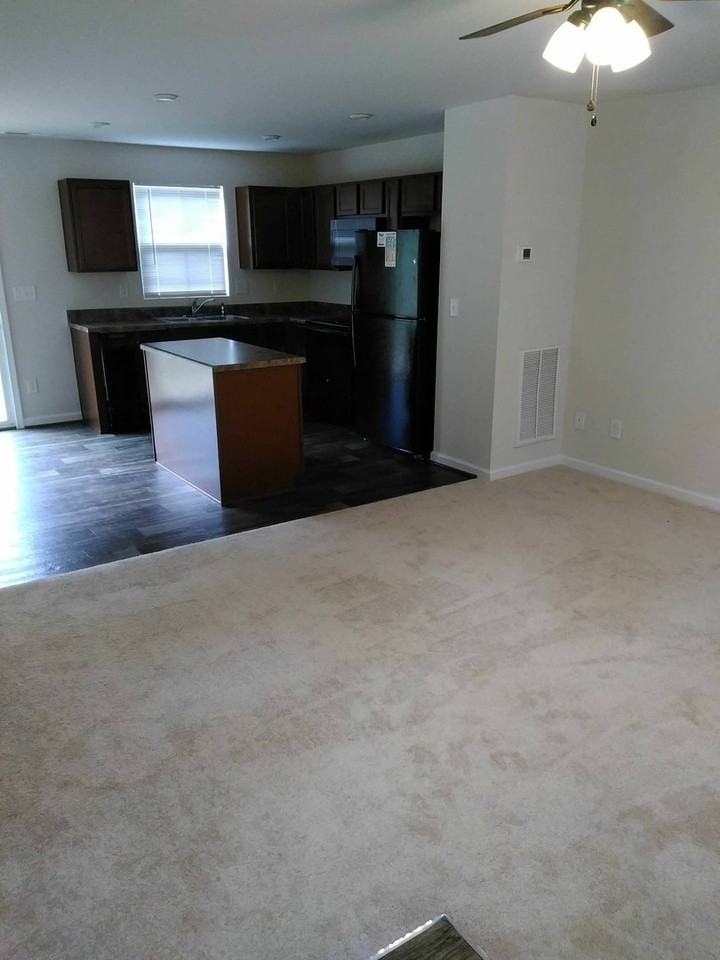 1700 Joseph Hewes Ct - Photo 4 of 16