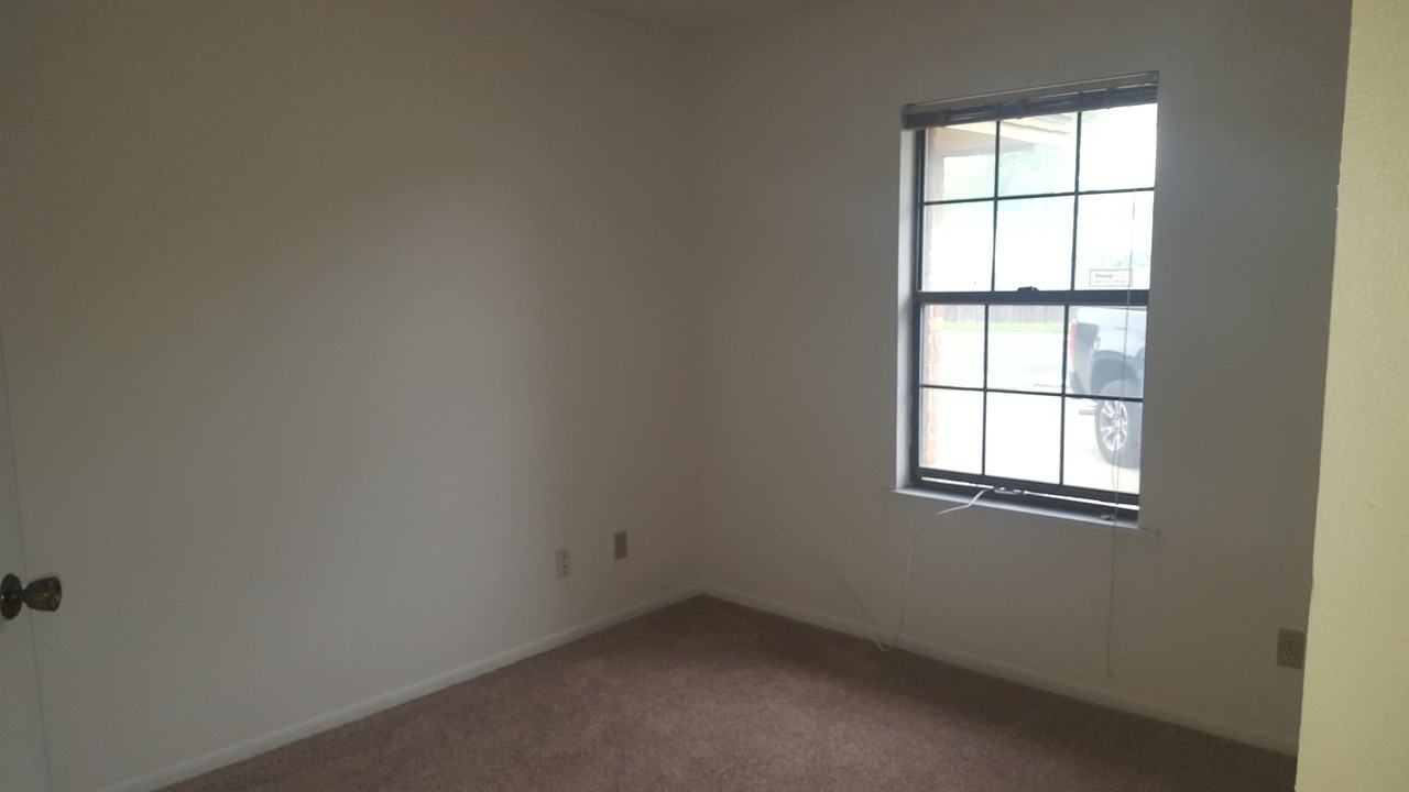 320 Station St #101 - Photo 7 of 12