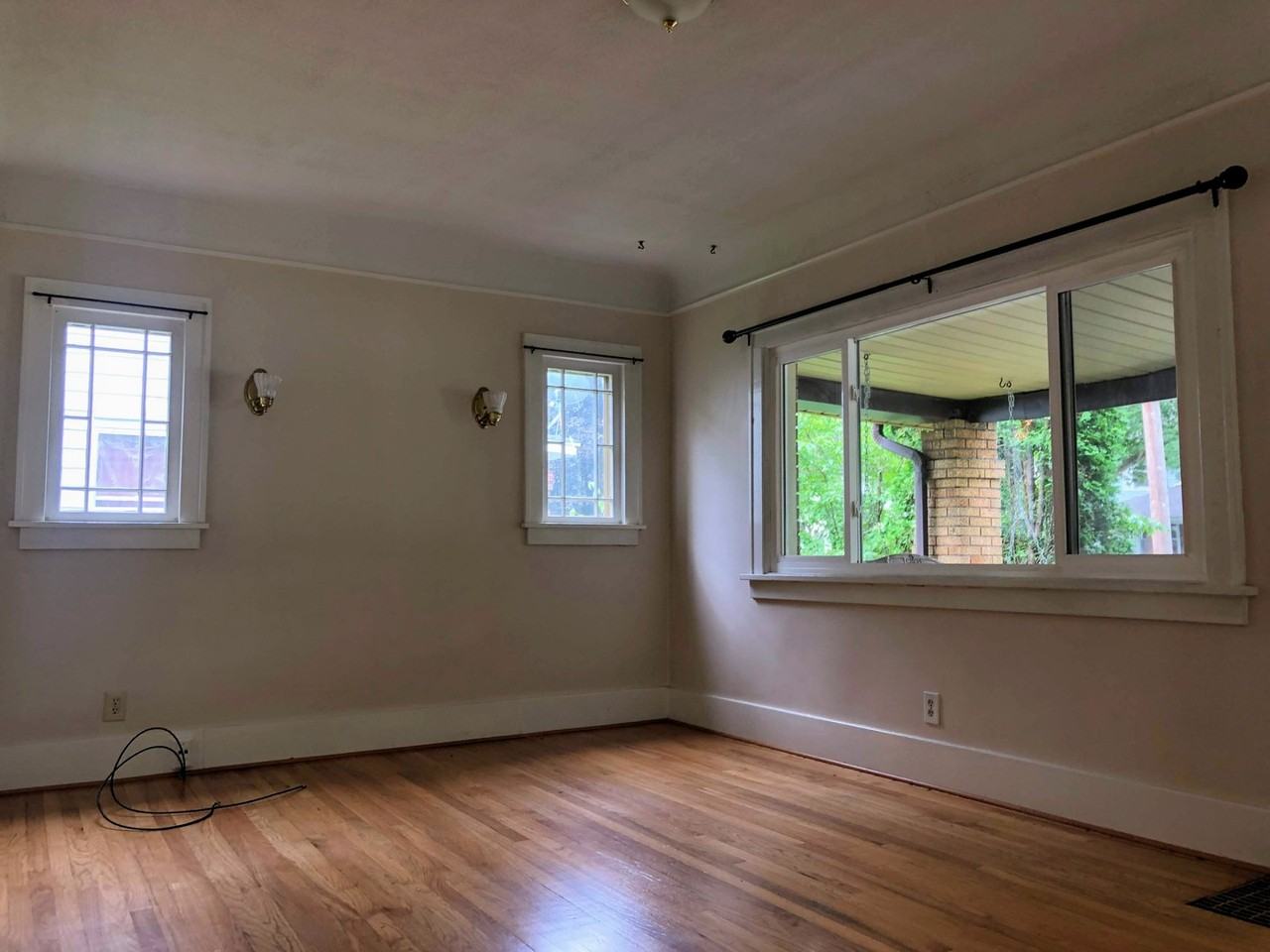 224 Garfield Ave Nw - Photo 5 of 28
