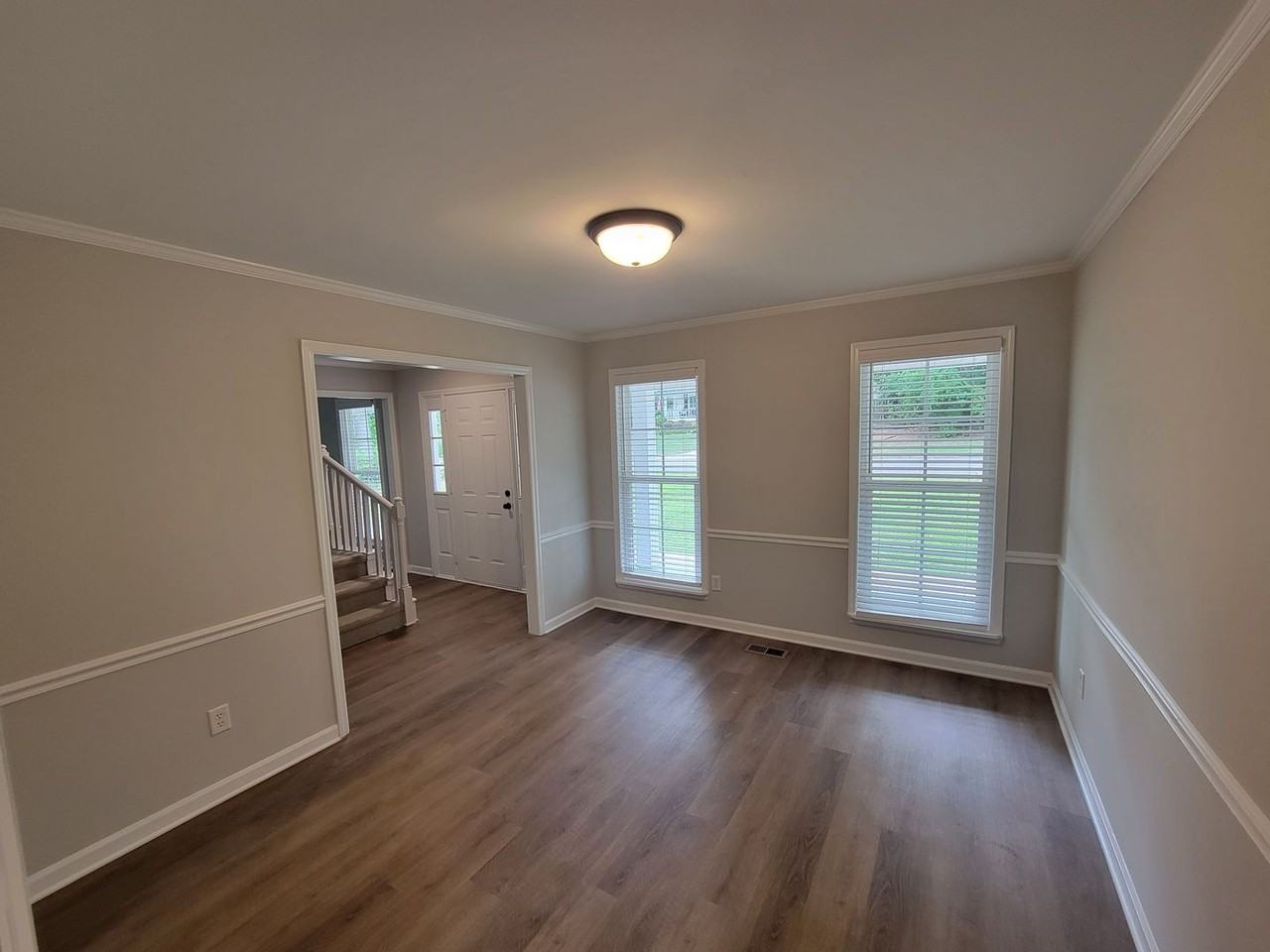 165 Ashley Cir - Photo 4 of 29