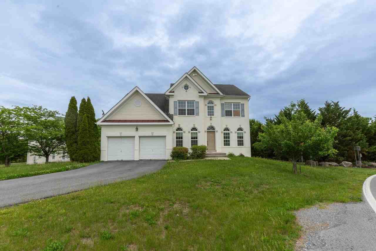 391 Sheerer Dr - Photo 3 of 50